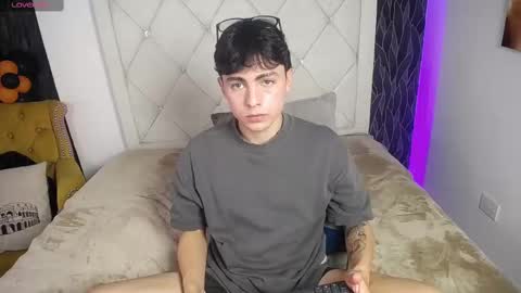Snapshot of samu_foxxx chatting on October 16, 9:46 pm SAMU online show from October 16, 9:46 pm
