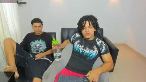 samxx_muscle online show from June 20, 3:51 pm