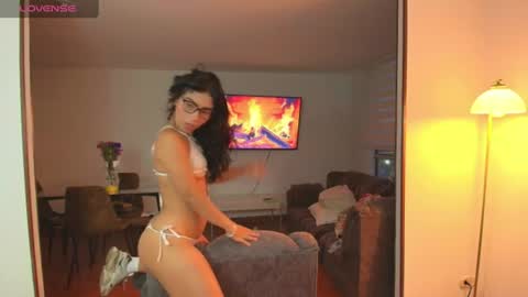 Hello I am absent due to a family calamity I will return soon-hola estoy ausente por un problema familiar volvere pronto. online show from June 19, 11:22 pm