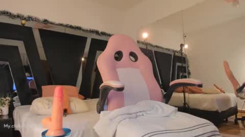 Find me at  when im offline here. online show from December 11, 1:58 am