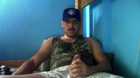 sandalo123 online show from May 16, 5:44 pm
