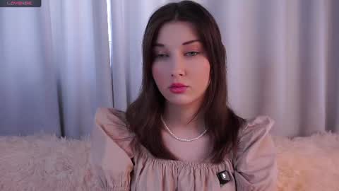 Isabel but you can call me Bella online show from June 13, 3:17 am