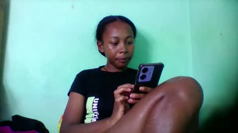 sandra1253099 online show from March 5, 9:51 am