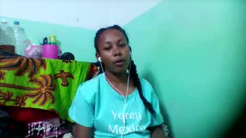 sandra1253099 online show from November 29, 7:10 pm