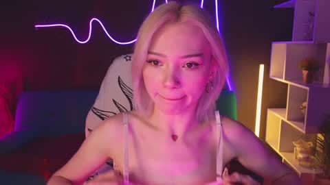 Sandy  online show from January 26, 1:09 am