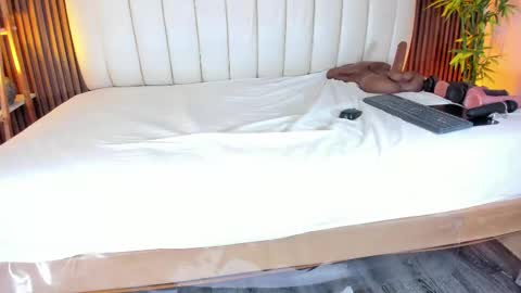 Sandra online show from March 21, 5:02 am