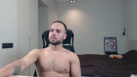 DeAlex online show from December 19, 1:12 am