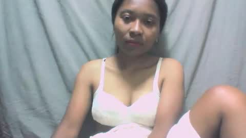 sandy735579 online show from October 13, 5:42 am