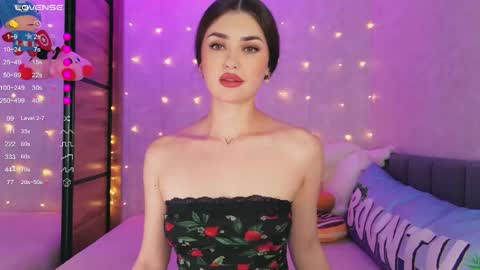 Sandy online show from June 8, 1:28 am