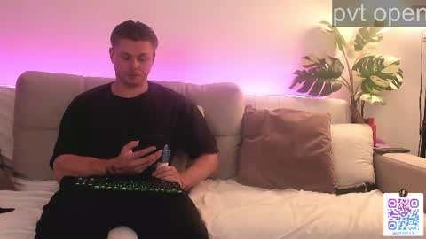 Sansa and Alex online show from July 3, 11:53 pm
