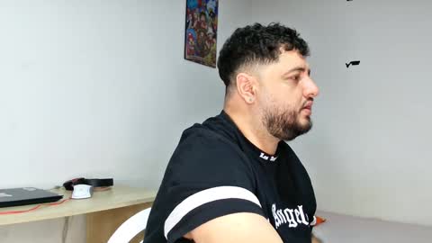 Snapshot of sansyel chatting on January 20, 1:42 pm sansyel online show from January 20, 1:42 pm