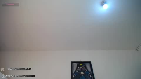 Snapshot of santiagocutex chatting on October 10, 10:32 am SANTAGO online show from October 10, 10:32 am