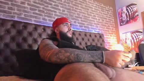 Santiago Hincapiie online show from March 9, 9:08 pm