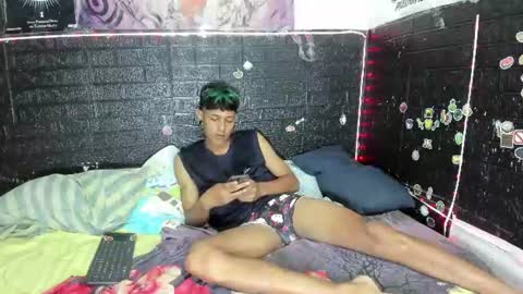 santos online show from July 9, 5:33 am