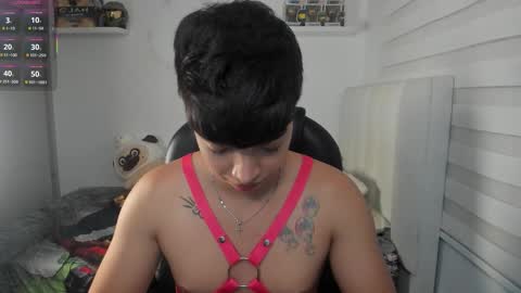 Mr. Santiago online show from February 21, 1:36 pm