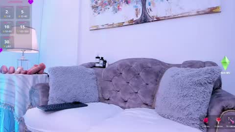 Santiago Carrington online show from April 22, 2:46 pm