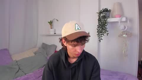 kitty online show from February 2, 12:41 am