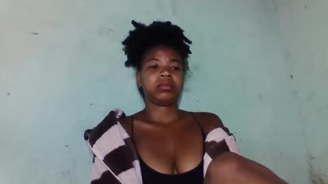 sanyah0123 online show from November 18, 12:46 am