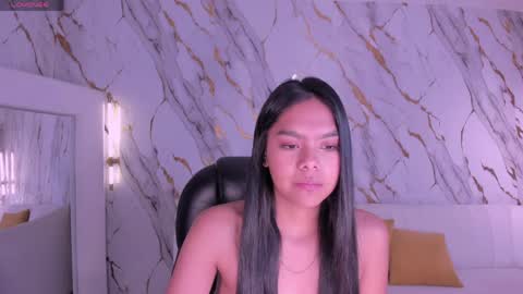 Saphira James online show from June 6, 7:03 am