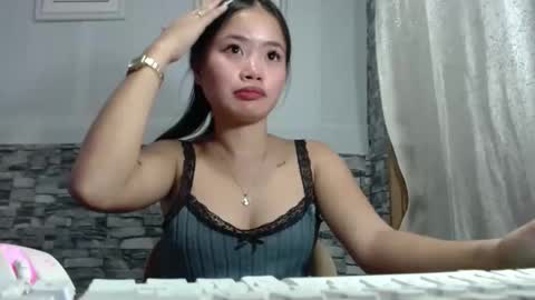 sapphire_amora online show from November 25, 3:00 pm