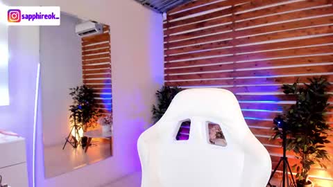 Valerin online show from April 18, 12:45 am