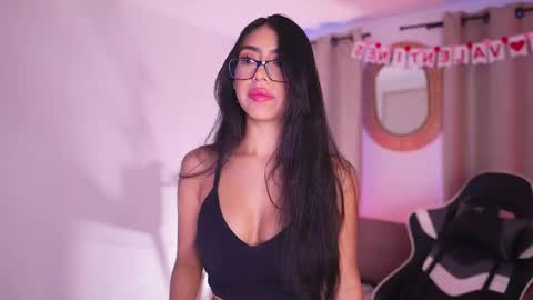 Sara  online show from February 17, 12:38 pm