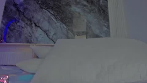 sara allenx online show from January 15, 5:33 pm