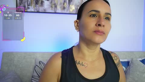 Snapshot of sara_charmy chatting on September 25, 10:55 am online show from September 25, 10:55 am