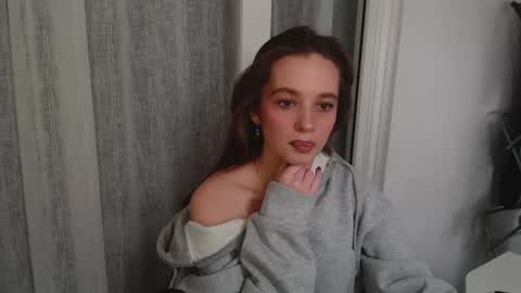 sara_foot online show from February 11, 7:02 am