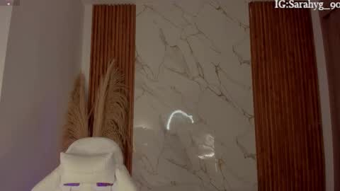 S A R A online show from March 7, 1:49 am