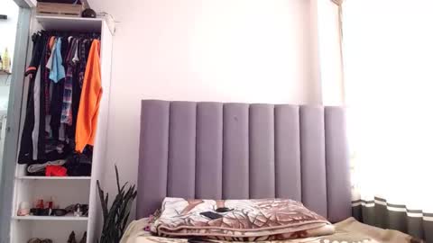 sara_johnson__ online show from March 21, 3:06 pm