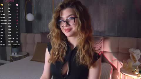 Sara online show from February 25, 4:43 pm