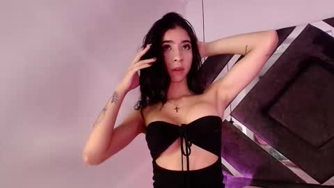 Snapshot of sara_lopee1 chatting on October 15, 12:06 pm sara_lopee1 online show from October 15, 12:06 pm