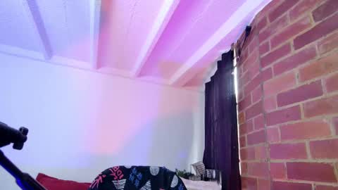 Sara online show from March 11, 4:18 pm