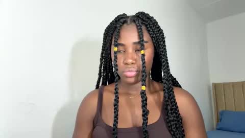 Sara online show from October 19, 9:30 pm