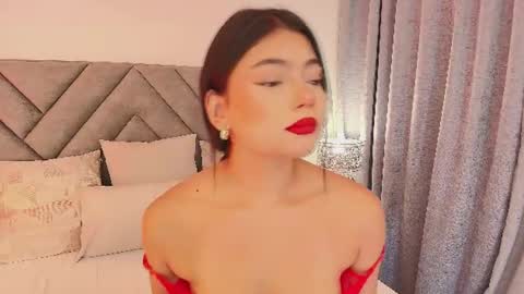 sara_owens7 online show from August 1, 2:13 am