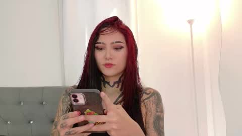 Sara online show from March 19, 6:57 pm