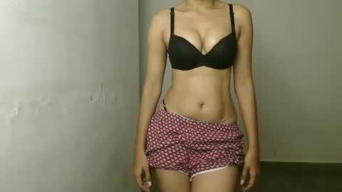 Snapshot of sara_shrma chatting on October 13, 2:57 am sara online show from October 13, 2:57 am