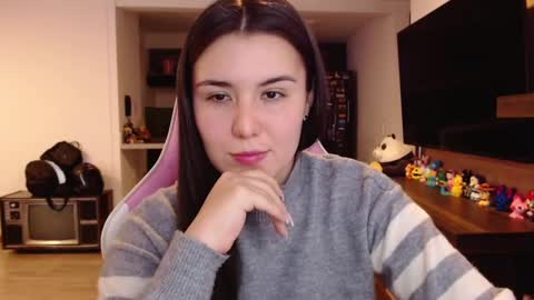 Sara online show from January 24, 7:18 pm