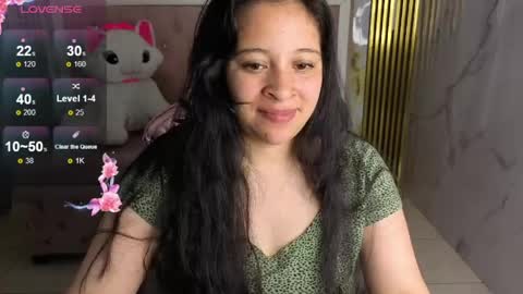 Sara T. online show from May 26, 3:12 am