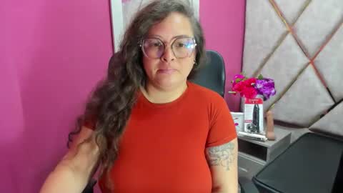 sara_thonson_ online show from March 20, 3:55 am