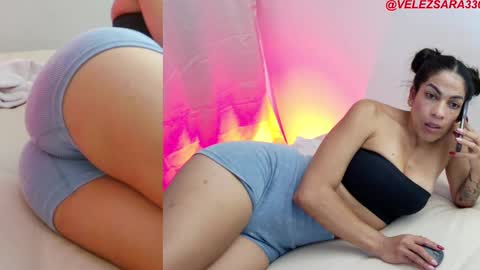 Snapshot of sara_velez_40 chatting on February 16, 8:11 pm sara velez online show from February 16, 8:11 pm
