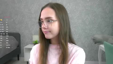 Im Sara  online show from November 15, 7:15 pm