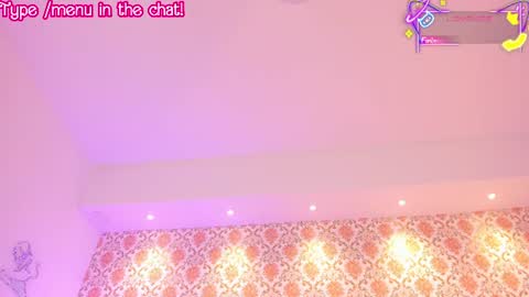 SaraAvila  online show from July 18, 9:39 pm