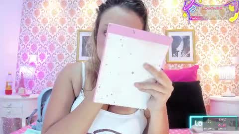 SaraAvila  online show from June 16, 8:02 pm