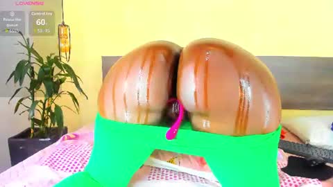  Ebony Pocahontas  online show from June 10, 4:06 pm