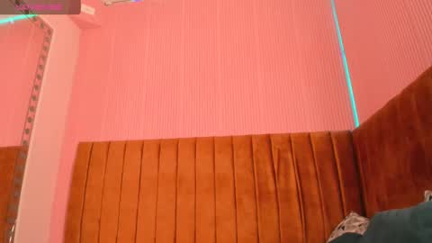 Sara Castillo online show from February 14, 12:47 pm