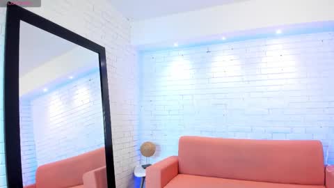 Sara  Everyday From 1430 to 2130 Col Time online show from October 18, 11:47 am