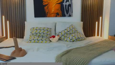 Sara online show from June 3, 7:19 pm