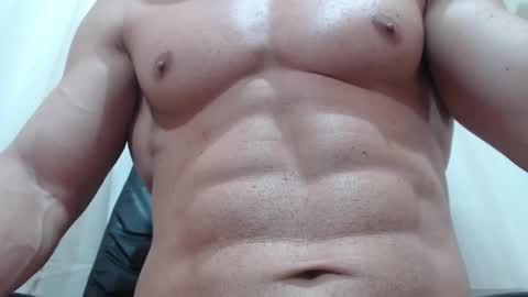 saradorj92 online show from September 26, 1:24 am